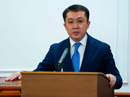 Транзит грузов через территорию Казахстана вырос за год на 12,6%