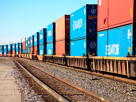 Вдвое сократился срок прохождения грузов по Казахстану